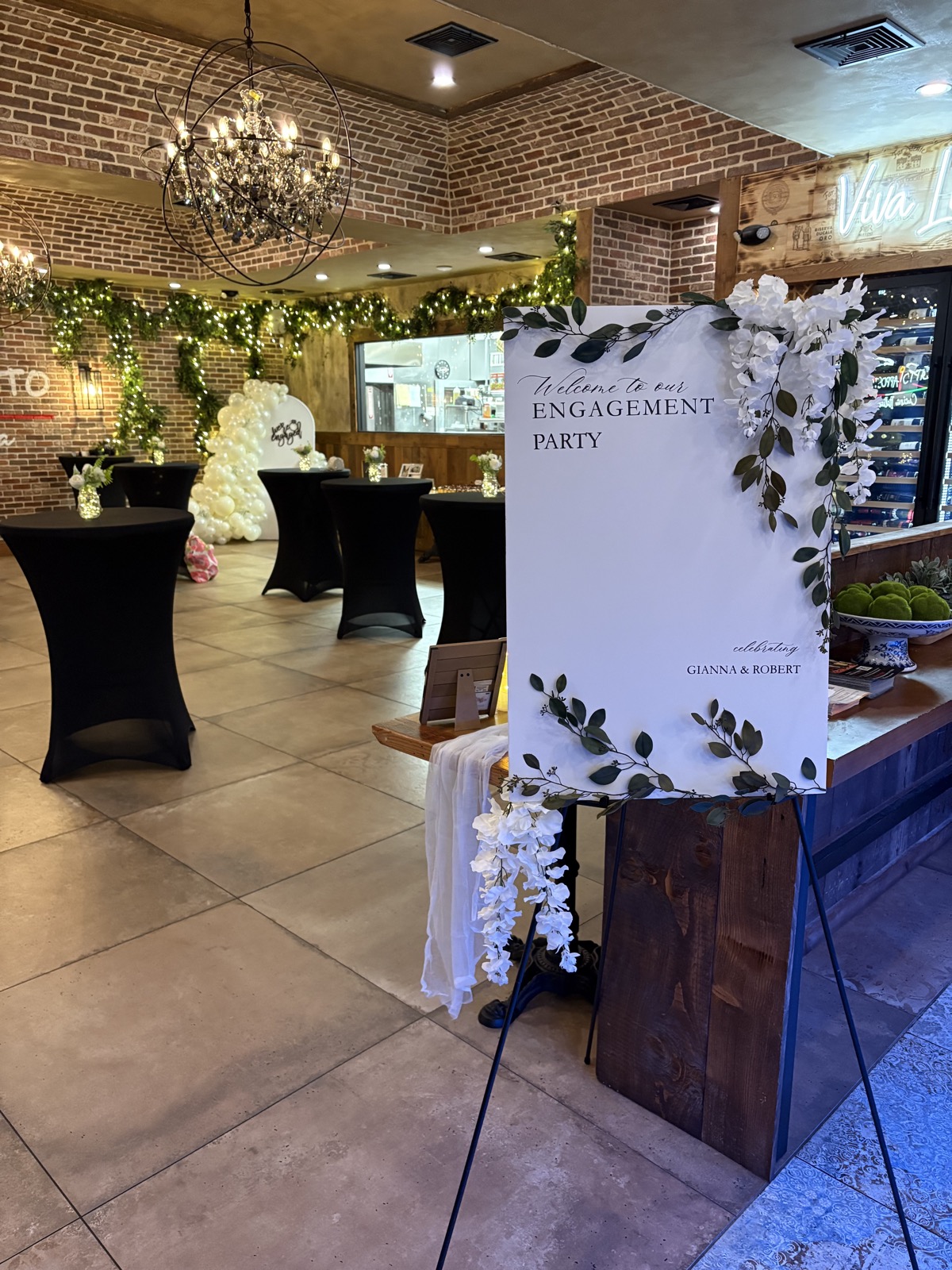 Wisteria welcome sign — Engagement · Viva L'Italia by Arches & Aesthetics by Lisa